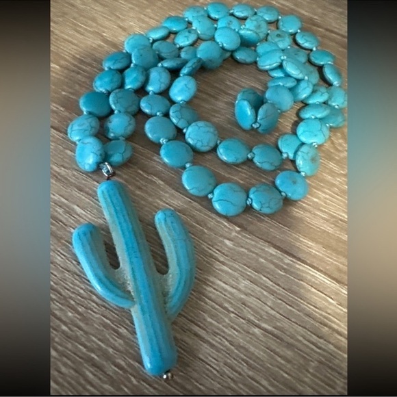 Anthropologie Turquoise Cactus Necklace - Picture 3 of 5